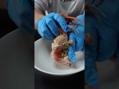 【音フェチ】カニを剥くだけ #shorts #asmr  #料理 #飯テロ #cooking