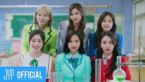 TWICE "LALALA" M/V