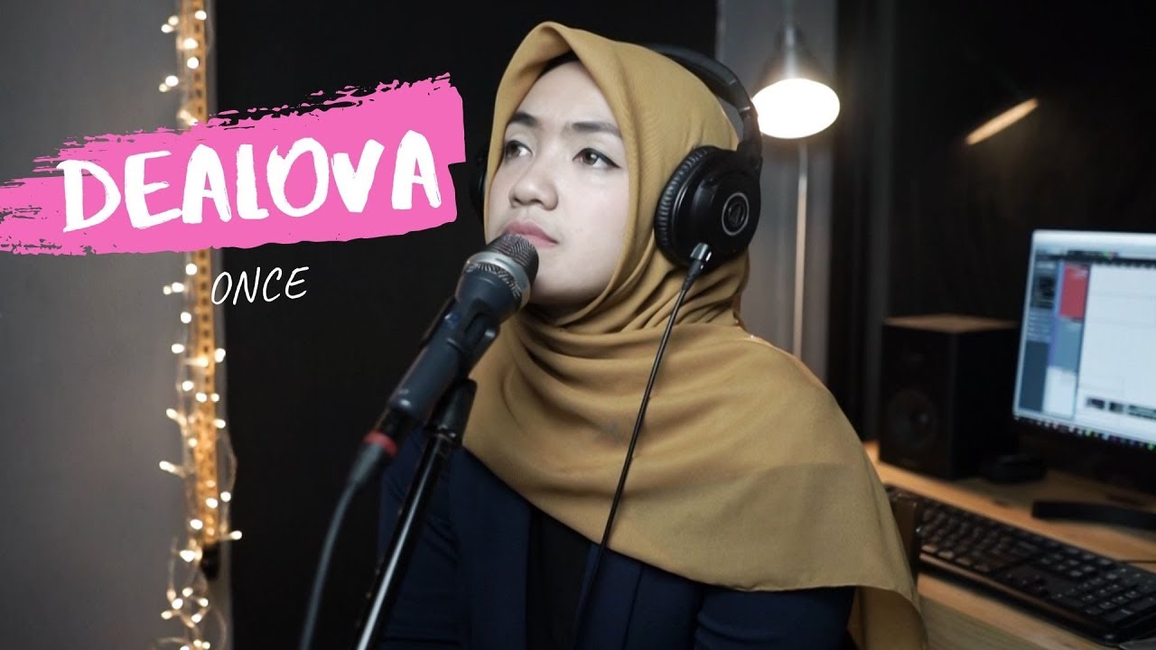 DEALOVA ( ONCE ) - UMIMMA KHUSNA OFFICIAL LIVE COVER