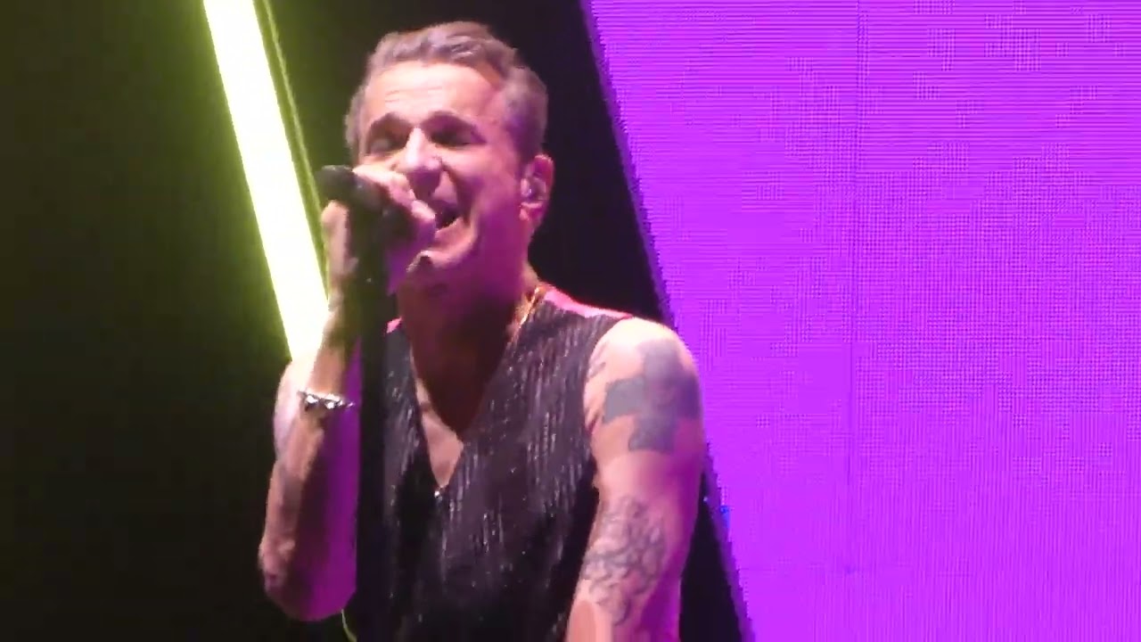 Depeche Mode - Just Can't Get Enough - Live in Berlin, 07.07.2023 - YouTube
