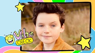 Actor Benjamin Ainsworth talks Son of a Critch, fave movies and more | CBC Kids News