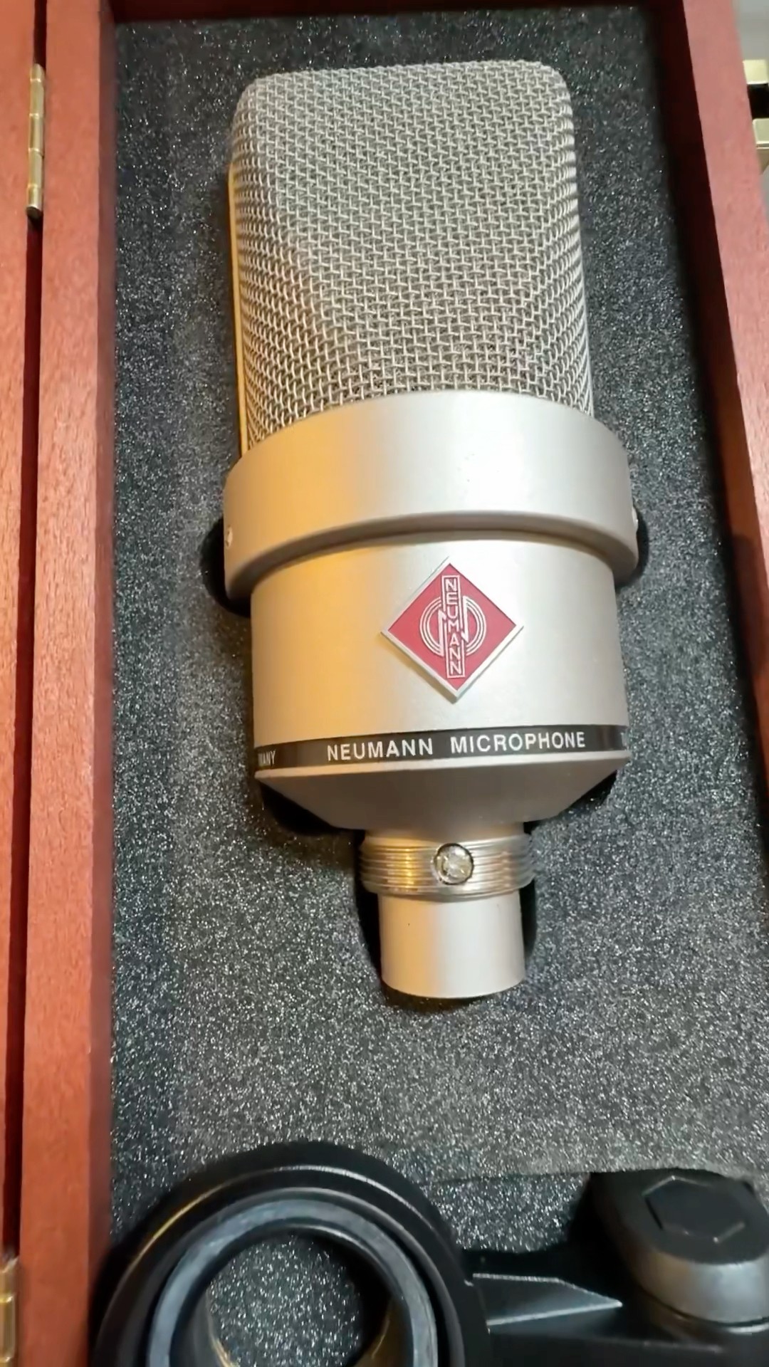 【保障できる】 Having Fun With Neumann TLM103 - YouTube 配信機器・PA機器・レコーディング機器