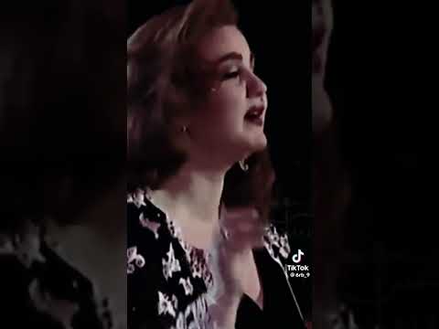 حاله واتس ده اللي ما بيني وبينك في السماء مش اكتر