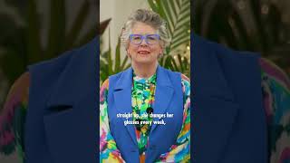 Tashas sign names for Paul, Prue, Noel and Alison are straight up iconic #GBBO #bsl