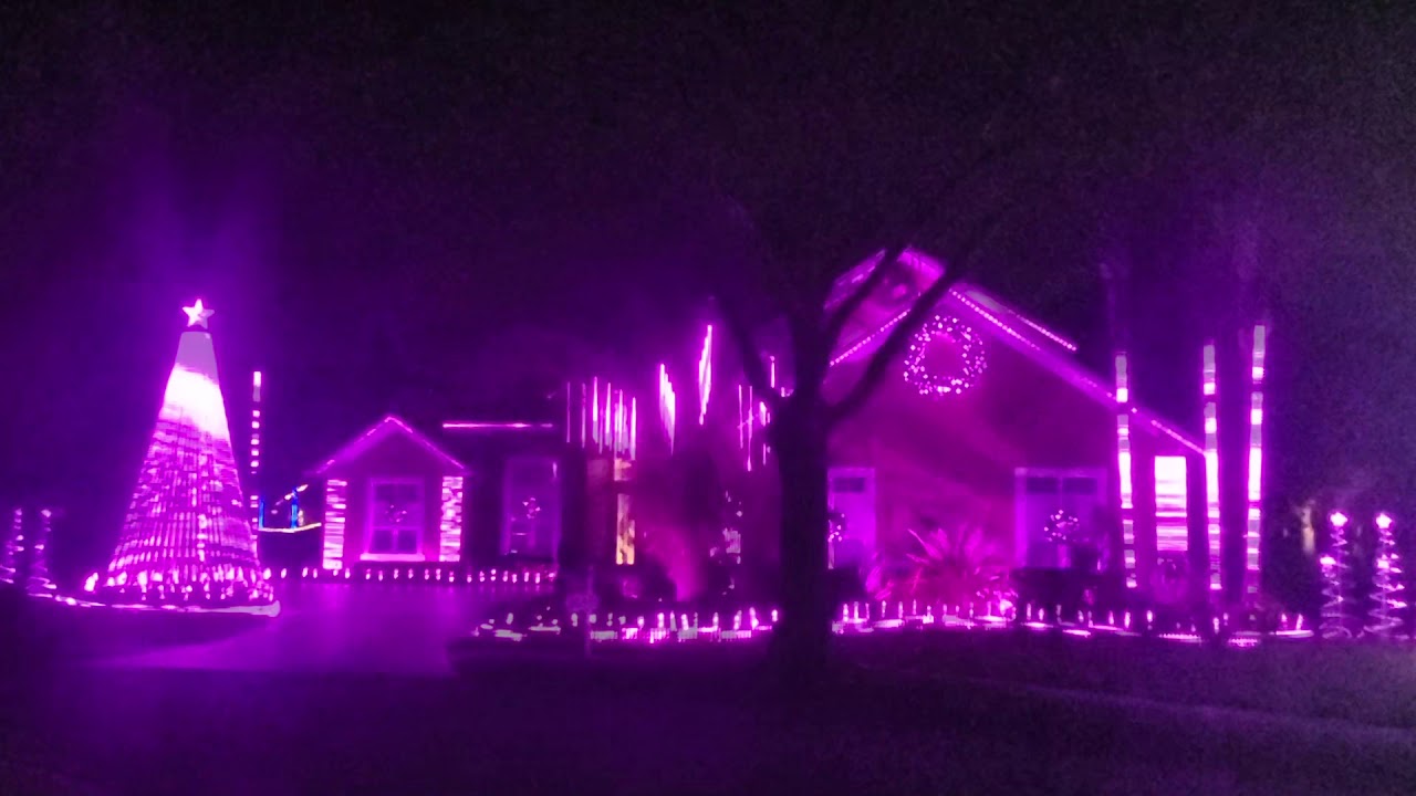 Christmas Light Show 2020 "Avengers Mix" (Smith Family Lights) YouTube