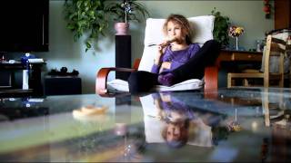 Dasha Petrov & Dora Даша Играет А Дора Поет