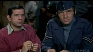 Hogans Heroes - Helpful Klink