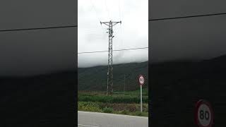 Tiebas. Navarra. Испания. 15.04.23. тучи скрывают верхушку горы