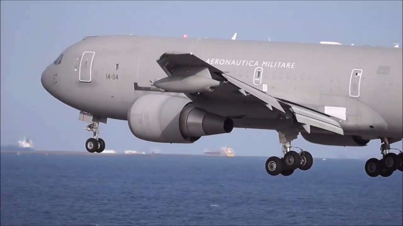 Italian Air Force Boeing KC-767 Taking off and Landing at Lanzarote Airport