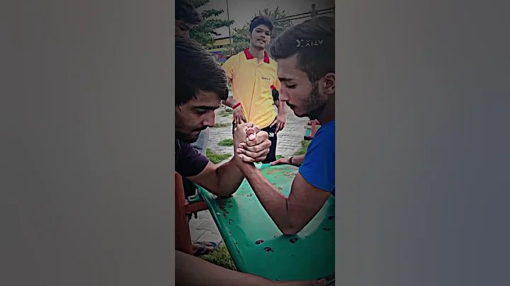 arm wrestling match in social media vs arm wrestling #shots #armwrestling #comment #like