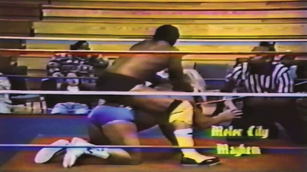 Greg “The Hammer” Valentine vs. Butch Reed! 💥 Motor City Mayhem 1995 | Classic Wrestling Showdown