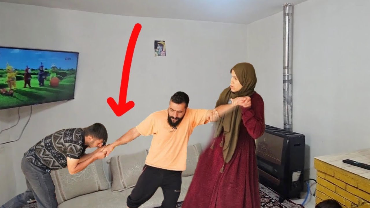 Nasibolah's hand on Hojat's chest:Retribution for past mistakes and the fruitles nature of apologies