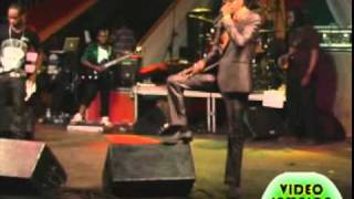 BEENIE MAN AT PORTLAND JERK FEST 2011.mpg