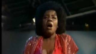 Gloria Gaynor - Reach out I'll be there (live at ZDF - 1976)