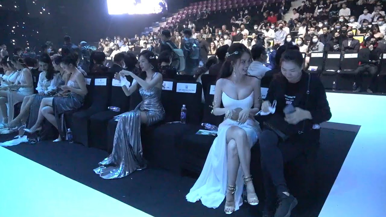 Toàn cảnh drama Thủy Tiên bỏ về, sự thật thái độ của Ninh Dương Lan Ngọc - Linh Chi - Ngọc Trinh?