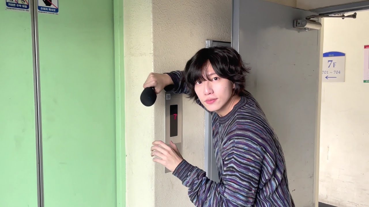 АСМР В СТАРОЙ КВАРТИРЕ/ ASMR IN OLD APARTMENT