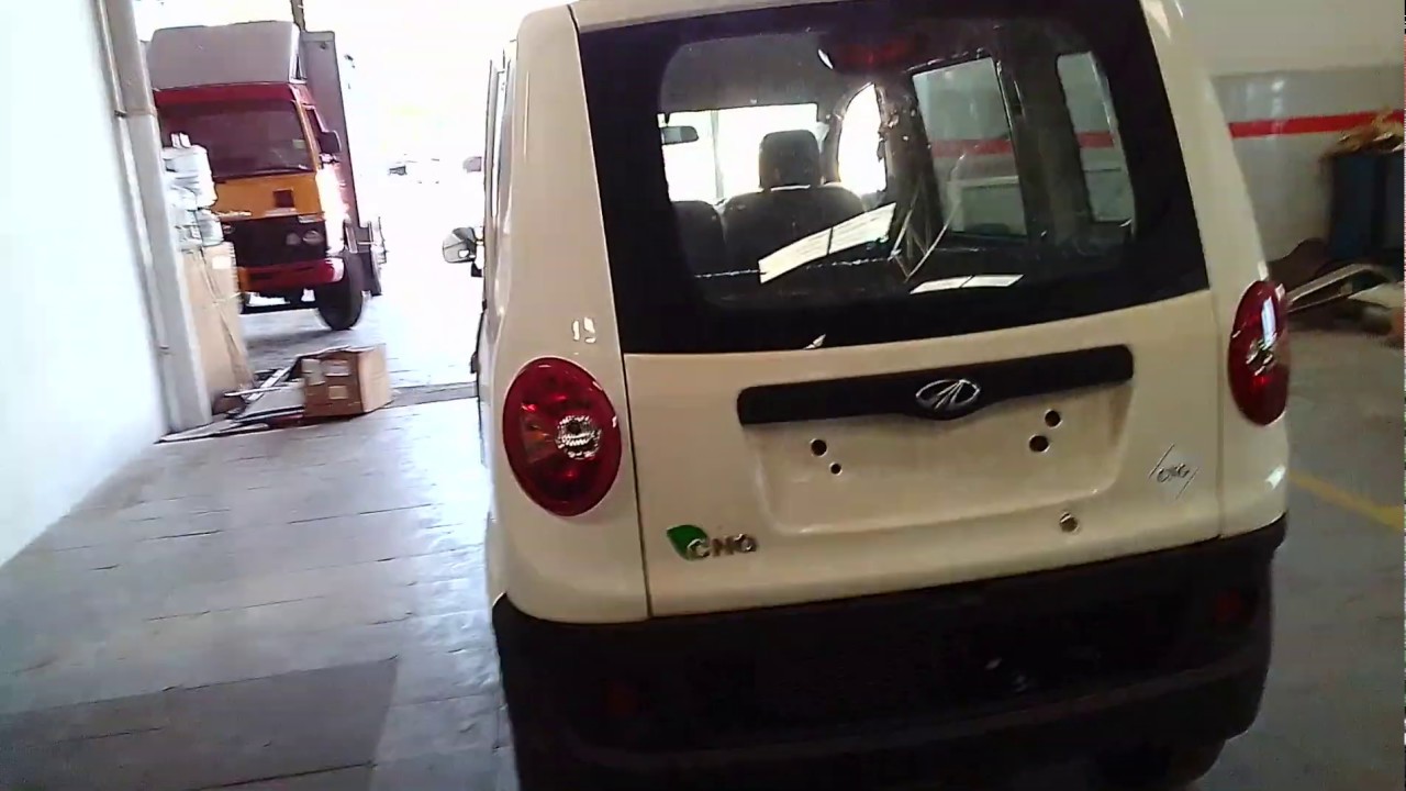 mahindra jeeto minivan cng