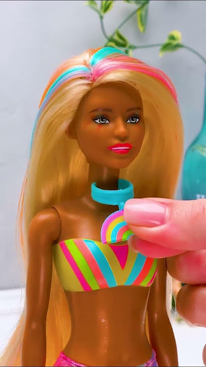 Jogo da Barbie boneca: Barbie em Vida de Sereia faça maquiagem e escolha a  roupa 