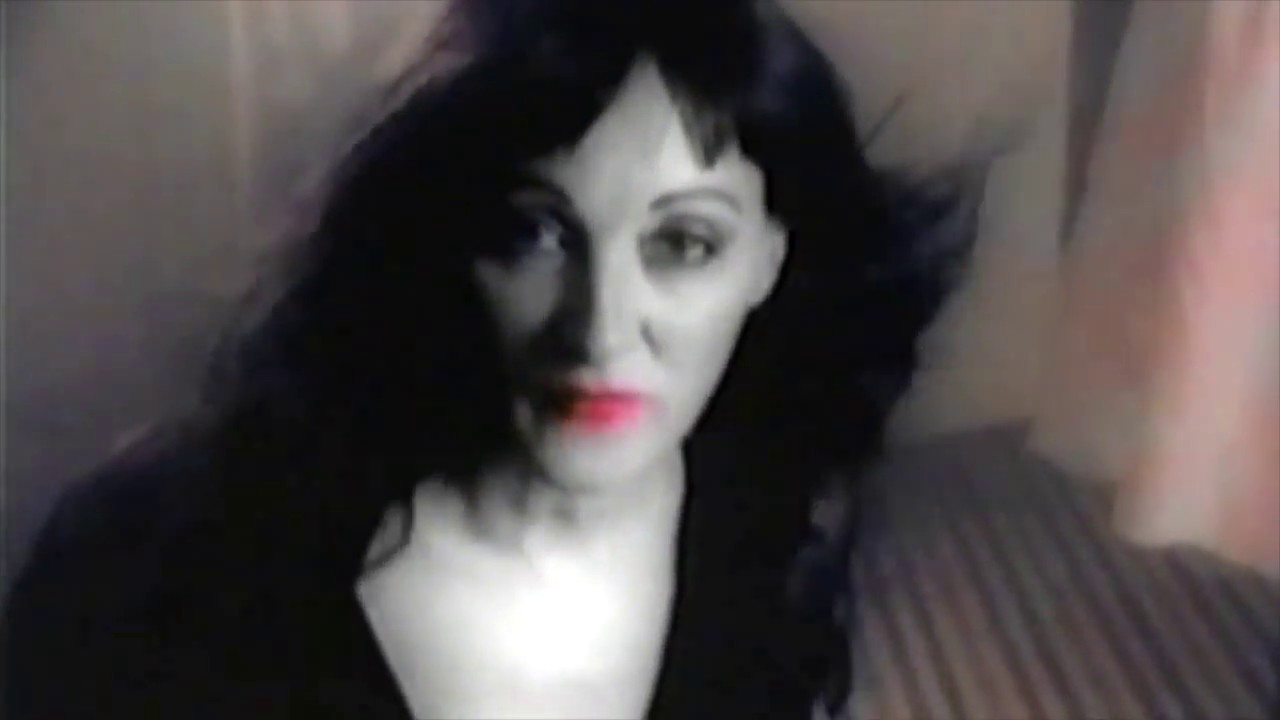 Anet Ducharme - I Explode (Official Video) adlı videoyu YouTube'da izle Anet Ducharme - I Explode (Official Video) adlı videoyu YouTube'da izle