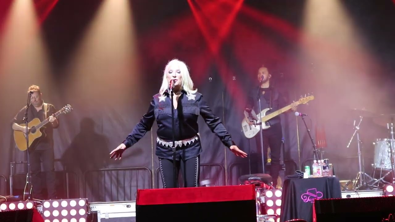 Tanya tucker i m on fire ring of fire live video youtube