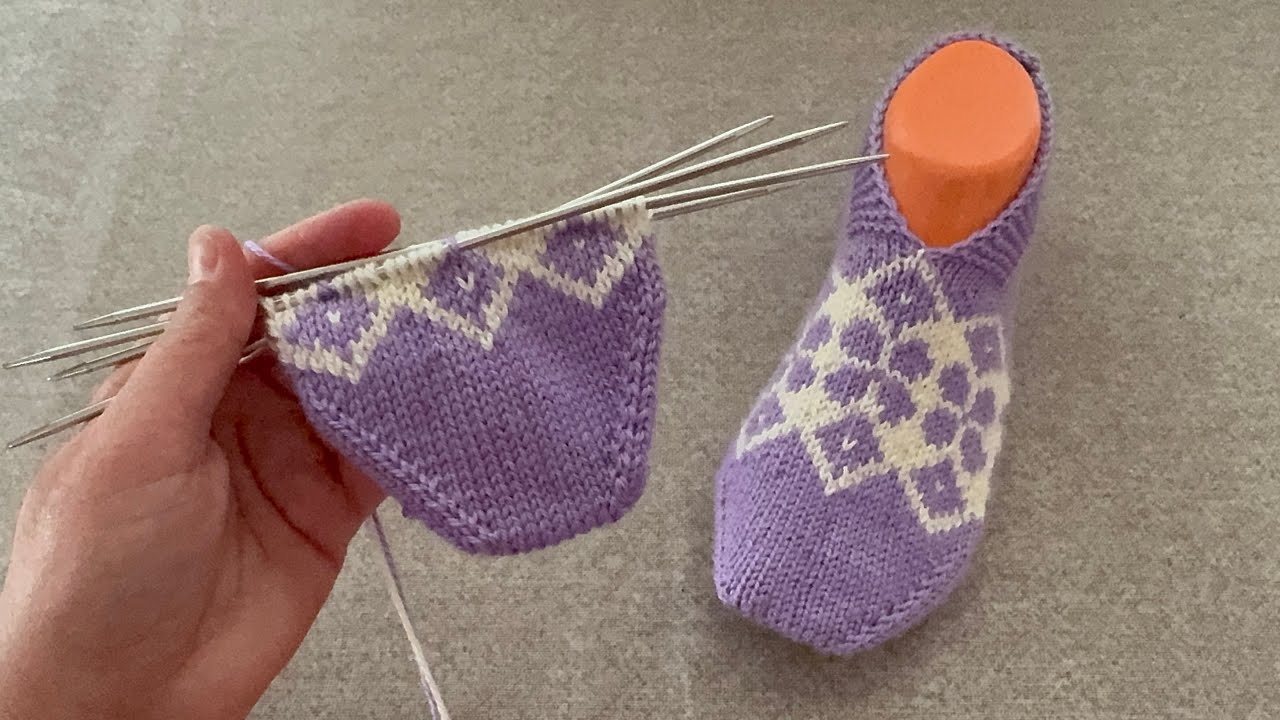 İki renkli çeyizlik patik modeli 🦋