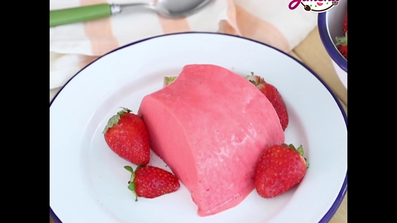 Preparacion Paso A Paso De Carlota De Fresa Youtube