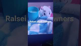 Ralsei Plush Owners Vs. Spamton Plush owners is wild😭