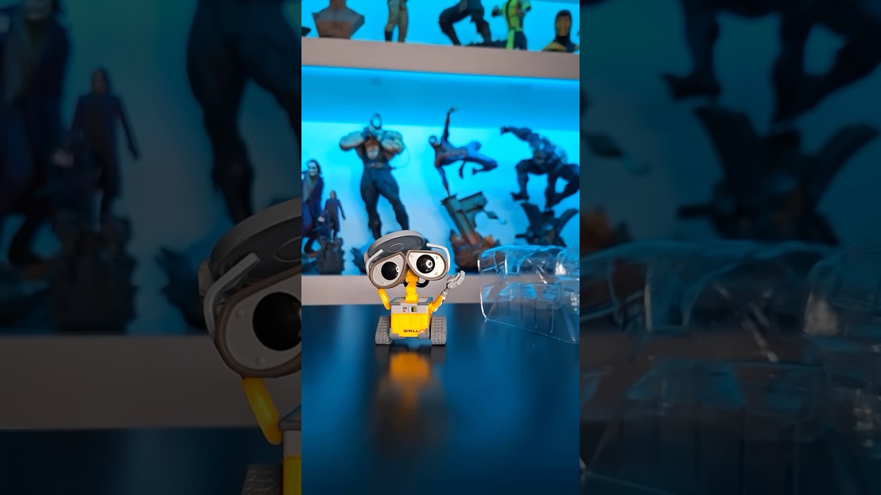 FUNKO POP! WALL-E WITH HUBCAP | UNBOXING 