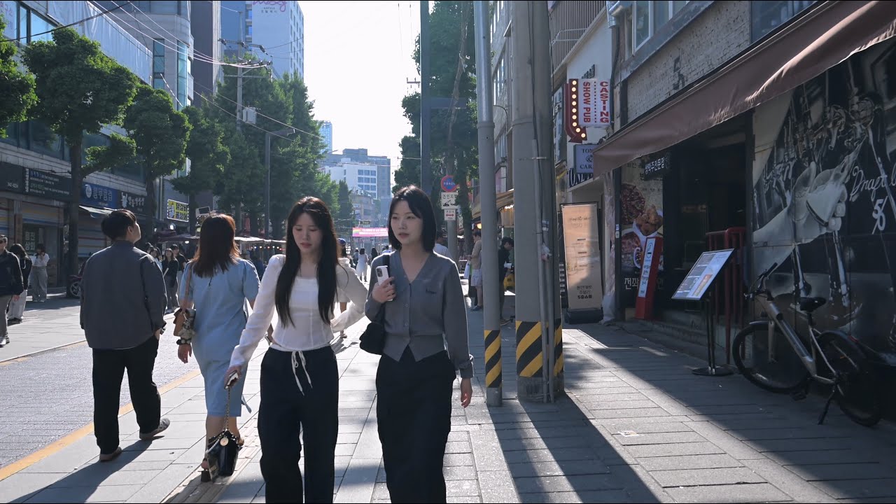 [4K] 외국인이 많은 일요일 익선동 산책#종로#순라길#익선동ㅣSunday Jongno 3-ga Station to Ikseon-dong Alley Stroll