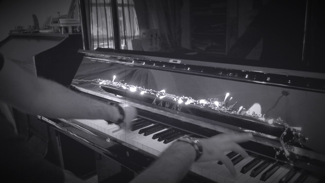 Costas Constantinou for Aimerlavie | Inspiring Sessions