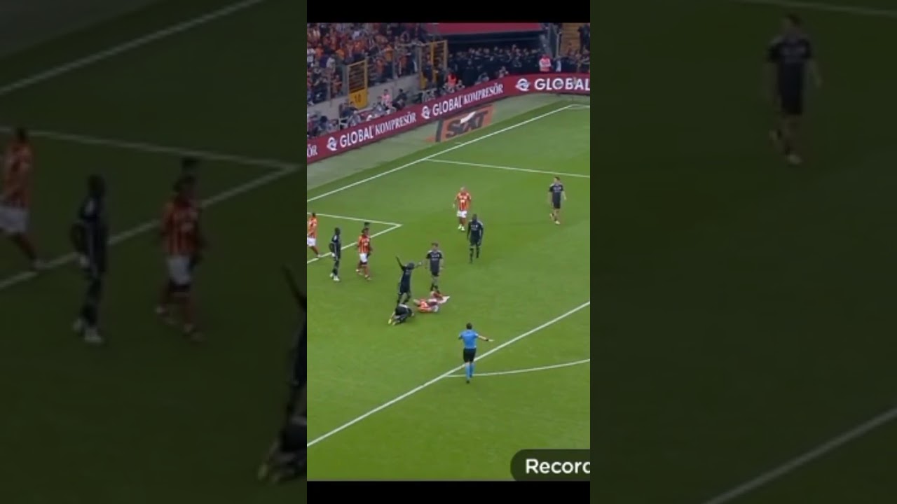 Ah Mauro İcardi... Sakatlanma anı 💔💛🫱😔🫲 Bayern'e yetisemeyebilir 