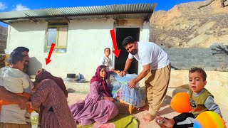 Documentary of nomadic life: Maryam and Saif Ella's efforts to build a cradle for their daughter 