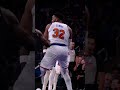 do NOT get in kat's way 🤯💪 #karlanthonytowns #nba #nyknicks