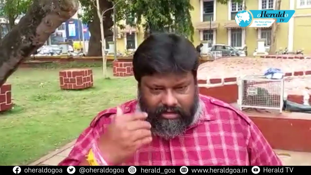 Goa CM fooling the people that 55 Pernem locals have been given  taxis