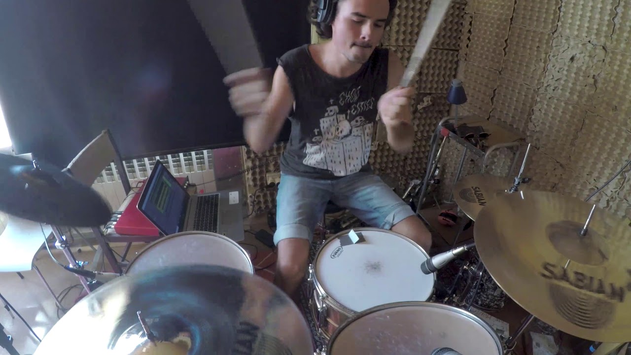 The Kids Aren't Alright [The Offspring] Drum Cover by LucaStocco