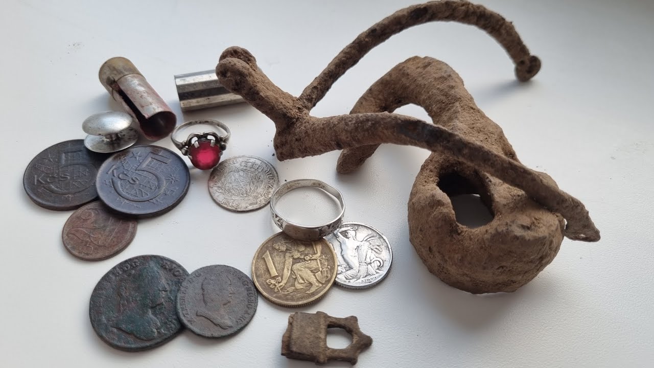 Skály a stráně vydávají poklady, díl druhý.