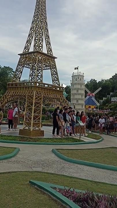BOHOLLYWOOD #bohol #boholtour #sikatuna #travel