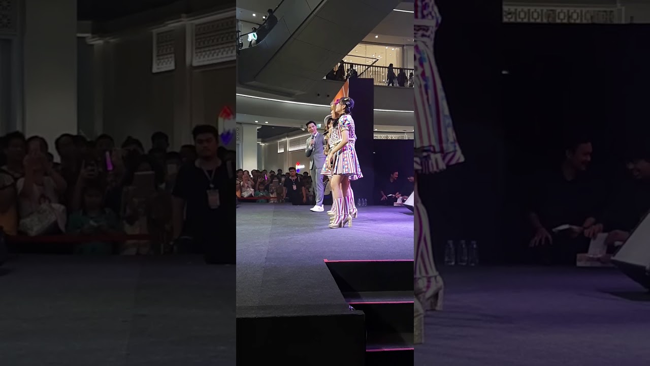 งานสามย่านมิตรทาวน์ BNK48 (มิวสิค,ปูเป้,ไข่มุก,น้ำหนึ่ง,มิวนิค,โมบาย)