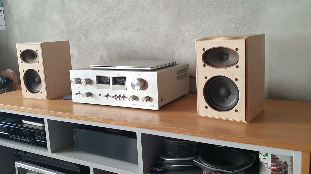 Telefunken TL41, Pioneer SA 706 wood box by charliestudio - YouTube