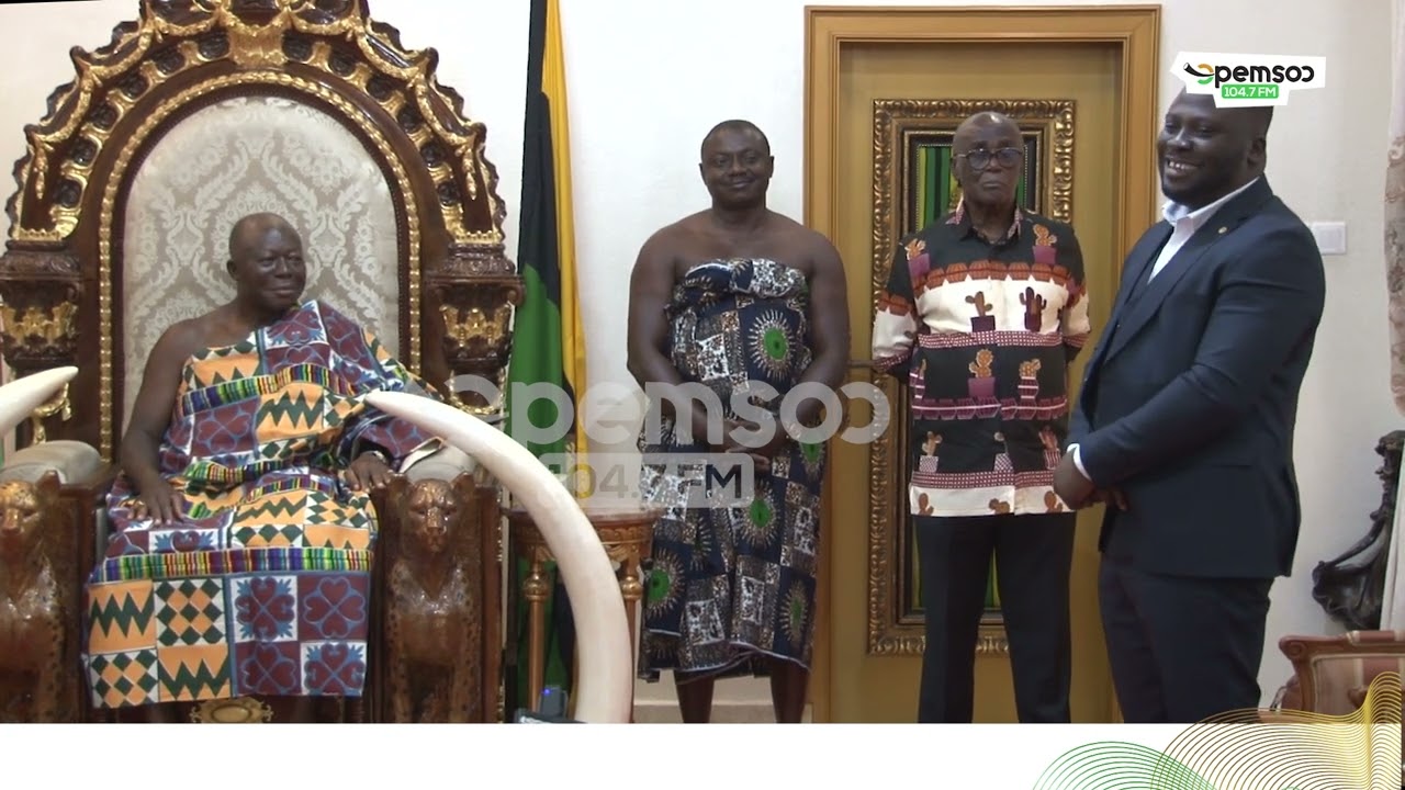 The Ashanti Regional Minister Frank Amoakohene visits Asantehene.
