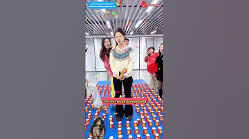 Thử thách làm đổ càng nhiều cốc thưởng càng nhiều tiền siêu zuii #shorts #short #funny #giaitri