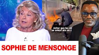 Elle Et Ses Amis Ont Peur Des Lycéens Et Ils Diffament Ceux Qui Sont Sur Le Terrain