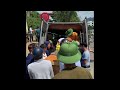 Đưa ông!