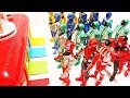 Various Colors Power Rangers Dive into Tayo the little bus Garage 英語で色を学ぼう スーパー戦隊 すぽすぽ動画