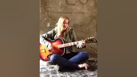 Troubles - Leslie Lowe in an alley in Tuscany