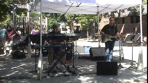 The Paradons Performing at Moscow Farmers Market.