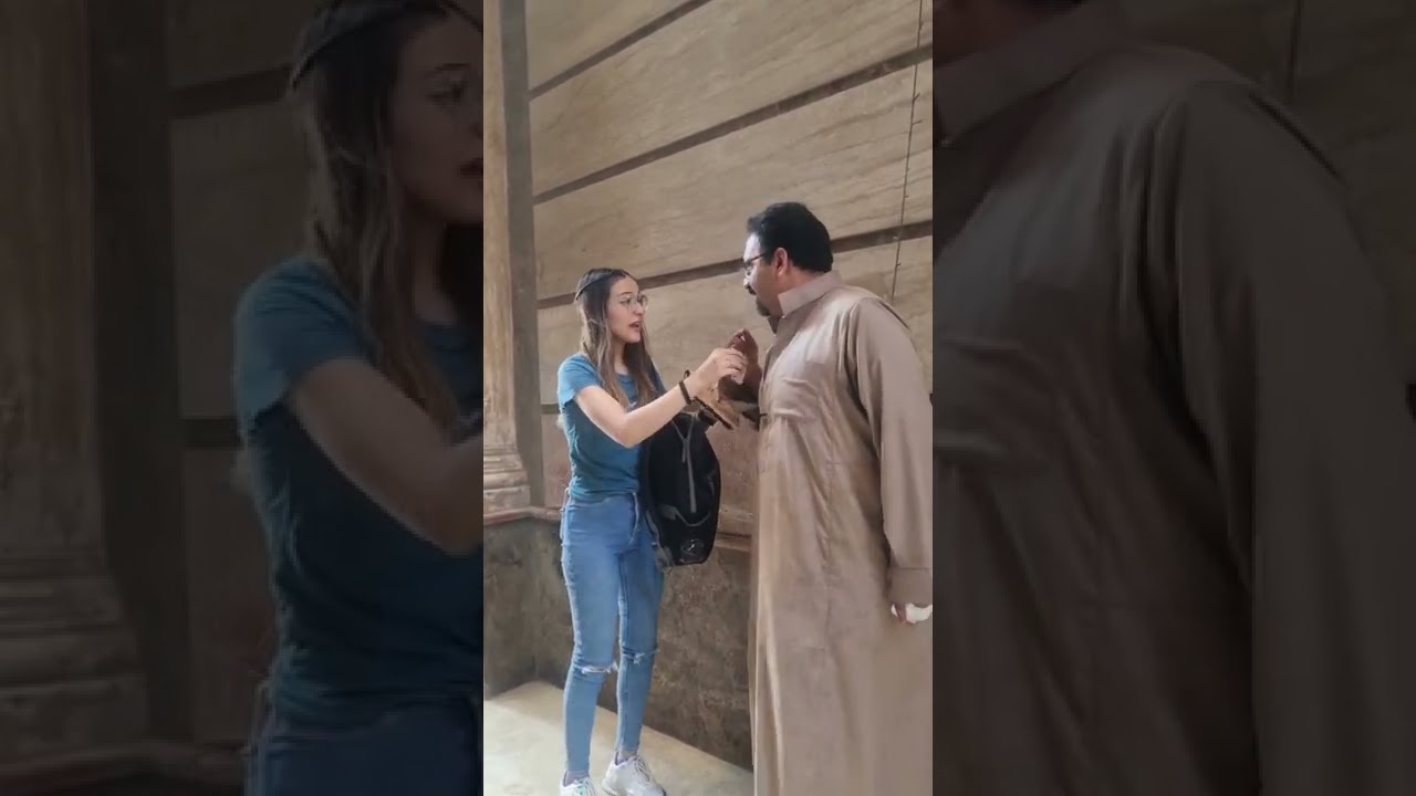 اما تلبس اي حاجه عشان تجيب حاجه من تحت البيت عالسريع