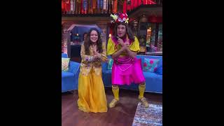 Neha Kakkar And Tony Kakkar Dance With The Kapil Sharma Show Team | #Shorts