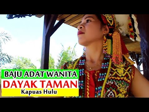 Cantik Gadis Dayak  Baju  Adat  Wanita Dayak  Taman Kapuas 