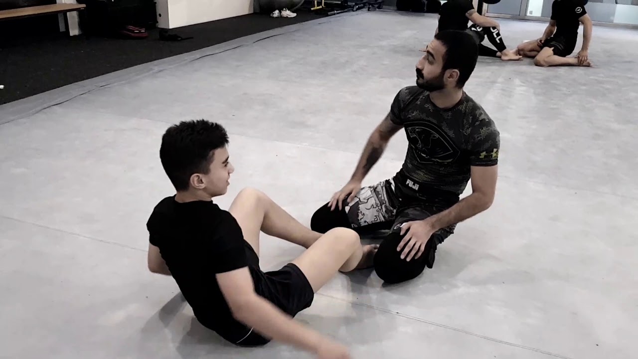 Brazilian Jiu-Jitsu (no-gi) training in Enschede